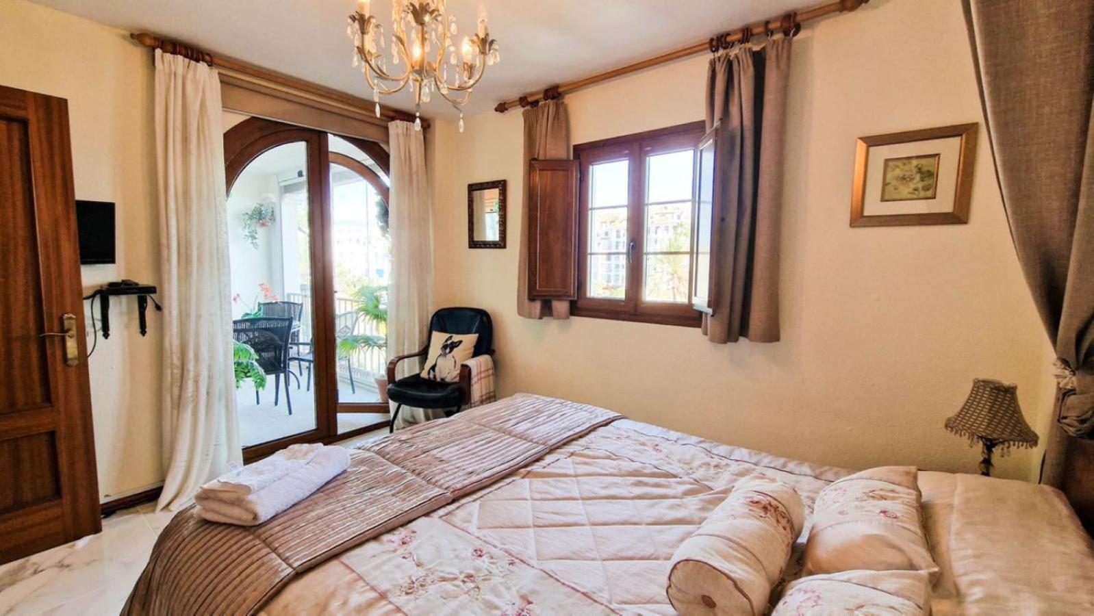 Duquesa Port Appartement Manilva Buitenkant foto