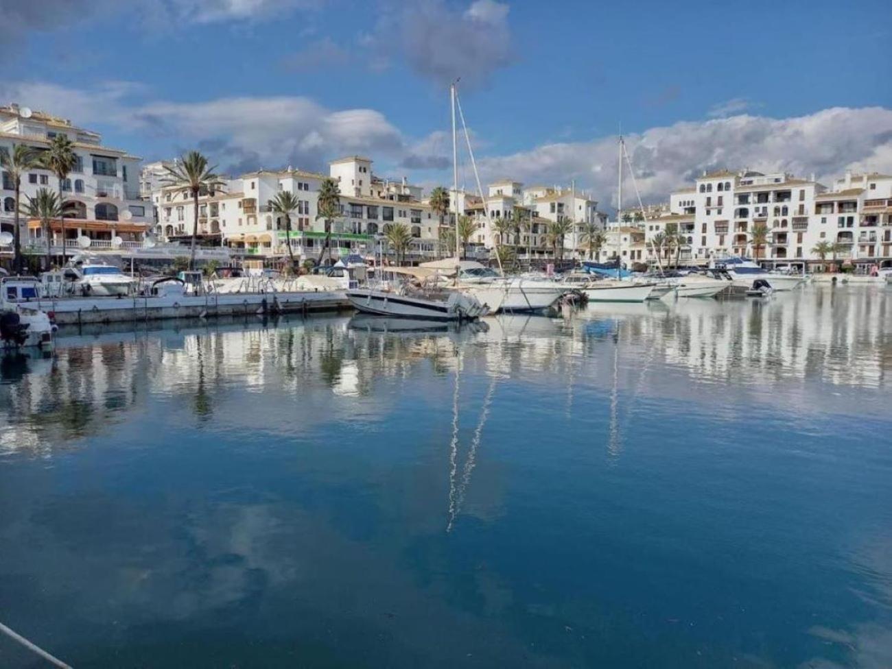 Duquesa Port Appartement Manilva Buitenkant foto